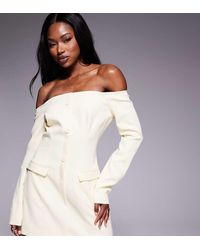 Kaiia - Vestido De Sastre Corto Amarillo Con Escote Bardot, Botones En La Parte Delantera Y Detalle De Bolsillo Exclusivo De - Lyst