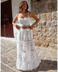 4th & Reckless - X Luana Barron Contains Linen Tiered Lace Insert Maxi Beach Skirt Co-ord - Lyst