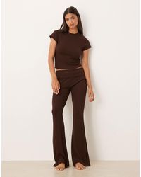 ASOS - Pantalon côtelé à assortir avec taille rabattue - marron chocolat - Lyst