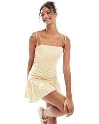 Daisy Street - Vestito Corto Color Latticello Con Vita Scesa, Cuciture E Spalline Allacciate - Lyst