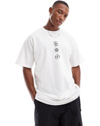 ASOS - Camiseta blanca extragrande con estampado celestial en el pecho - Lyst