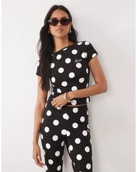 Kaiia - Exclusive Cotton Rich Cropped Baby Tee Co-ord - Lyst