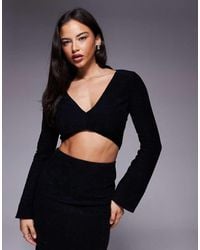 ASOS - Crop Top Van Geborstelde Ribstof Met V-Hals En Uitlopende Mouwen - Lyst