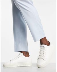 farah white trainers