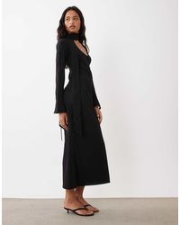 ASOS - Techy Fabric Scoop Neck Long Sleeve Maxi Dress With Scarf - Lyst