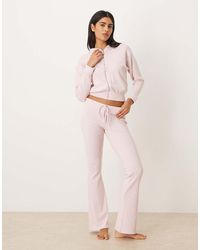 Hollister - Gilly Hicks Mid Rise Flare Cosy Waffle Trousers Co-Ord - Lyst