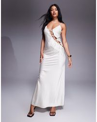 Lioness - About a girl - robe longue en satin à pois avec découpe asymétrique à liens noués - Lyst