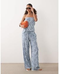 Mango - – teen – gerade geschnittene hose mit em muster und bindegürtel, kombiteil - Lyst