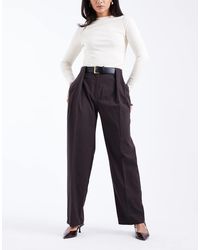 ASOS - Elegante Broek Met Rechte Pijpen, Hoge Taille, Riem En Krijtstreep - Lyst