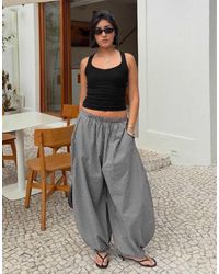Bershka - Basic Geribbeld Hemdje - Lyst