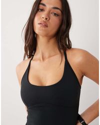 4505 - Scoop Neck Tank Top With Inner Bra And Adjustable Straps - Lyst