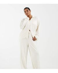Loungeable - Curve Super Soft Jersey Revere Top And Wide Leg Pajama Set With Piping - Lyst