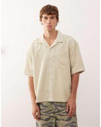 Weekday - Camisa Extragrande Con Cuello De Solapas De Pana De -Neutro - Lyst