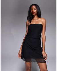 Fashionkilla - Robe bandeau courte en tulle superposé à taille froncé et ourlet ondulé - Lyst