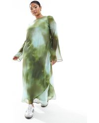 ASOS - Asos design curve - robe mi-longue en mousseline à imprimé flouté et manches longues - vert - Lyst