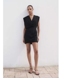 Mango - Robe courte et sans manches effet drapé avec col v - Lyst