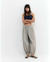 Pull&Bear - Geruite Sarouel Broek - Lyst