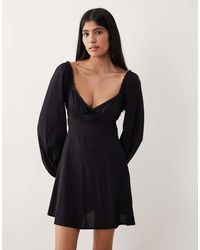 Nobody's Child - Vestido Corto Con Escote Corazón, Detalle De Lazo Y Ribetes De Encaje En Los Bordes Lillie De - Lyst