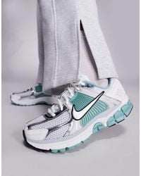 Nike - Zoom Vomero 5 Unisex Trainers - Lyst