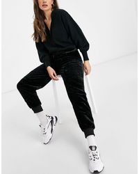 puma joggers ladies