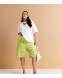 ASOS - Pantaloncini Bermuda Verde Lime Con Ricami - Lyst