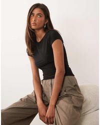 Missy Empire - Double Sculpted Slinky Cap Sleeve Baby Tee - Lyst