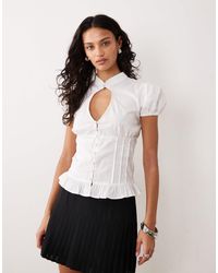 Motel - Yamila Puffle Sleeve Keyhole Blouse - Lyst