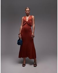 ASOS - Vestido Largo Escotado Con Detalle Retorcido Y Drapeado En La Parte Delantera De -Naranja - Lyst