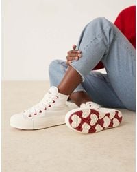 Converse - Zapatillas De Deporte Blancas Con Detalle De Corazón Para San Valentín Chuck Taylor All Star Lift Hi De - Lyst