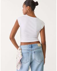 Stradivarius - – str – figurbetontes cropped-t-shirt - Lyst