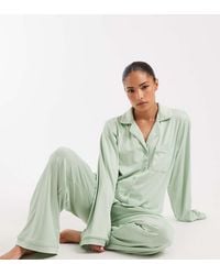 Loungeable Petite - Super Soft Jersey Revere Top And Wide Leg Pyjama Set - Lyst