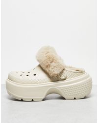 Crocs™ - Zuecos beis con forro stomp - Lyst