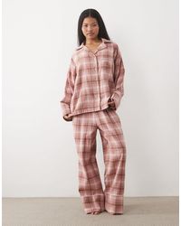 ASOS - Asos design petite gewebtes pyjama-set mit angerauter oberfläche, langärmelig, - Lyst