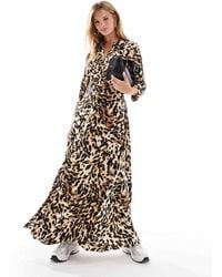 Y.A.S - Y.a.s – maxi-hemdblusenkleid mit schwarzem leopardenmuster - Lyst