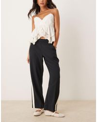 Abercrombie & Fitch - Mid Rise Pull On Straight Trousers Leg With Side Stripe Detail - Lyst