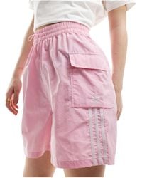 adidas Originals - Pantalones cortos cargo s con diseño - Lyst
