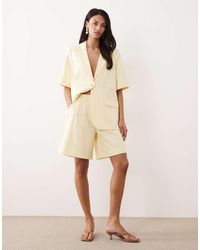 Y.A.S - Pleated Tailored Shorts Co-ord - Lyst