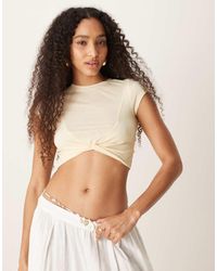 ASOS - Cropped Top Van Mesh Met Geknoopte Voorkant En Korte Mouwen - Lyst