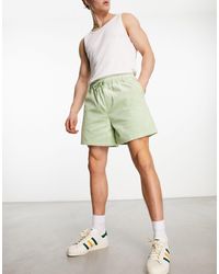ASOS - Pantalones muy cortos verde claro - Lyst