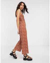 Pagliaccetti e tute intere da donna di Bershka a partire da 18 €