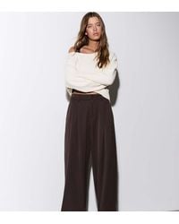 Stradivarius - Petite Wide Leg Smart Trousers With Darts - Lyst