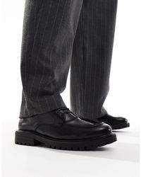 Truffle Collection - Zapatos negros con cordones, puntera almendrada y suela gruesa - Lyst