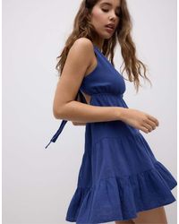 Stradivarius - Short Dress With V-Neck - Lyst