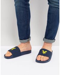 lyle and scott flip flops