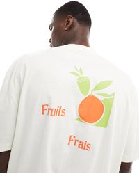 ASOS - T-shirt oversize à imprimé fruit au dos - blanc cassé - Lyst