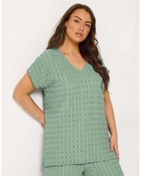 Yours Clothing - Bubble Textured T-Shirt - Lyst