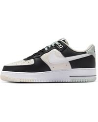 Nike - Air - force 1'07 - sneakers nere e bianco sporco - Lyst