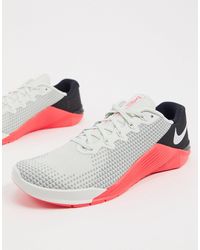 nike metcon 5 banned