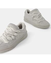 Bershka - Sneakers Skater Grigie Con Suola Spessa - Lyst