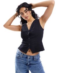 Stradivarius - Open Back Detail Vest - Lyst
